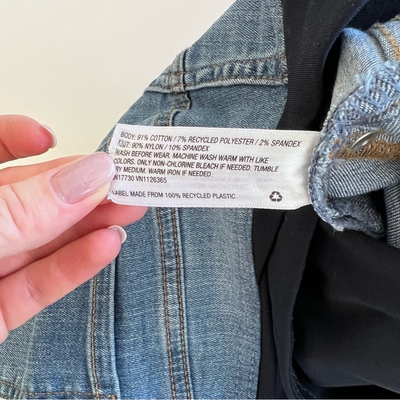 Isabel Maternity Midi Shorts - Picture 5 of 5